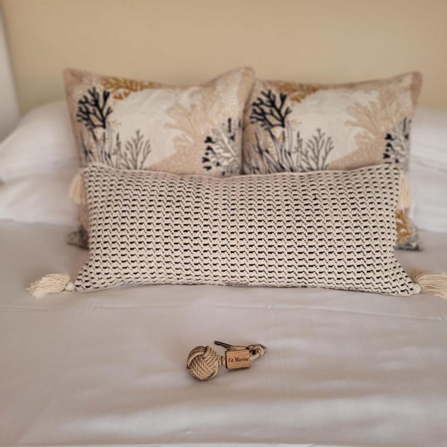 Hotel La Marine 바르네빌카테레 외부 사진